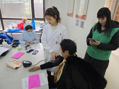 金水區(qū)未來路街道 健康服務(wù)進(jìn)社區(qū)，居民健康有“醫(yī)”靠